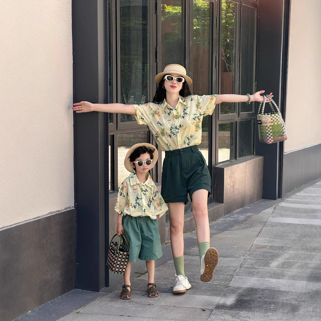 Family Vacation Mother Father  - đánh giá và giá Plant Parent Shirt