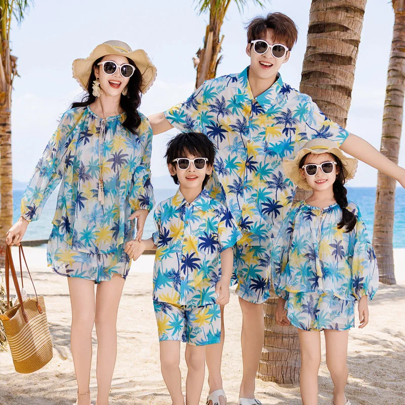 Family Vacation Look Matching  - đánh giá và giá Plant Parental