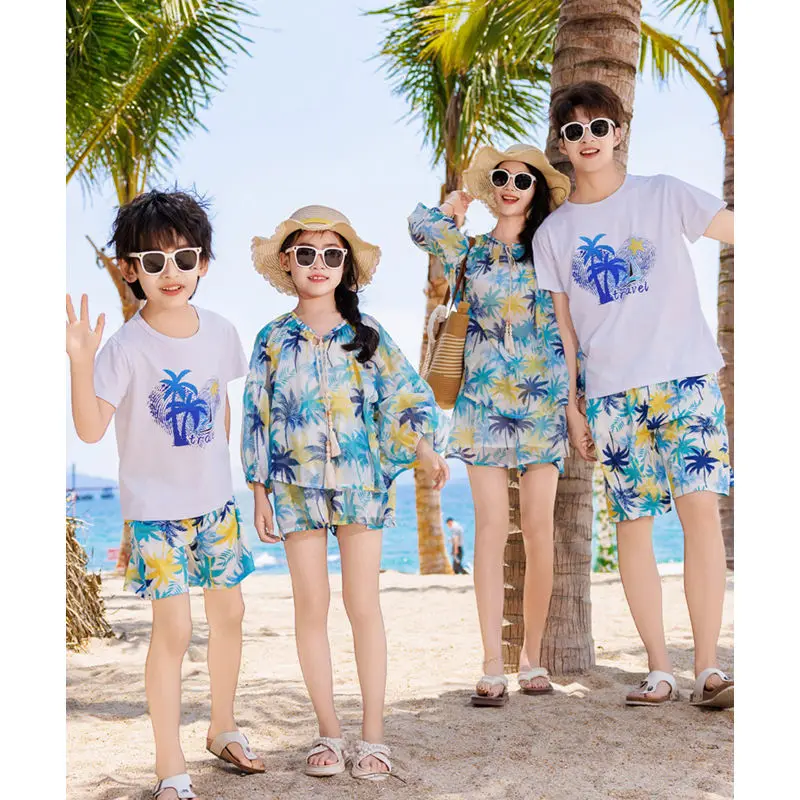 Family Vacation Look Matching  - đánh giá và giá Plant Parental